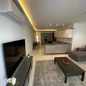 Appartamento Tigne Three Bedrooms, Sliema