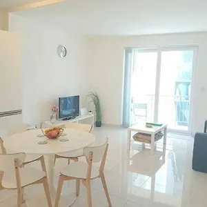 https://sliema-ferries-apartment.qawrahotelsmalta.org